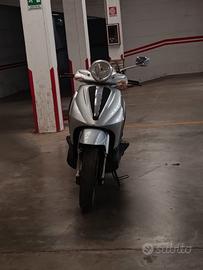 Beverly 125 Tourer
