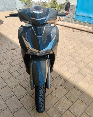 sh 125