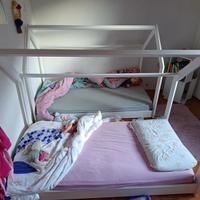 2 lettini montessoriani  con materassi