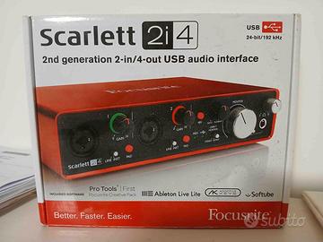 Focusrite Scarlett 2i4 scheda audio