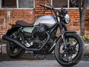 MOTO GUZZI V7 STONE CENTENARIO