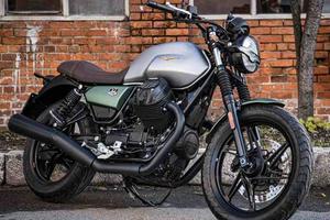 MOTO GUZZI V7 STONE CENTENARIO