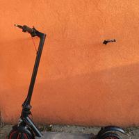 Monopattino elettrico 