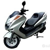 YAMAHA MAJESTY 250 99-00 RICAMBI