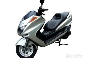 YAMAHA MAJESTY 250 99-00 RICAMBI