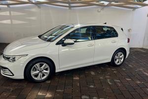 Volkswagen Golf 1.0 eTSI EVO DSG Life