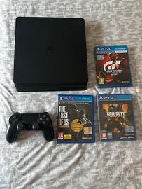 ps4 (come nuova)+joistick e 3 giochi omaggio