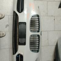 paraurti anteriore BMW serie uno anno 2023
