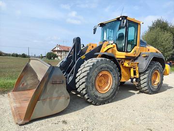 Pala gommata usata VOLVO L110H