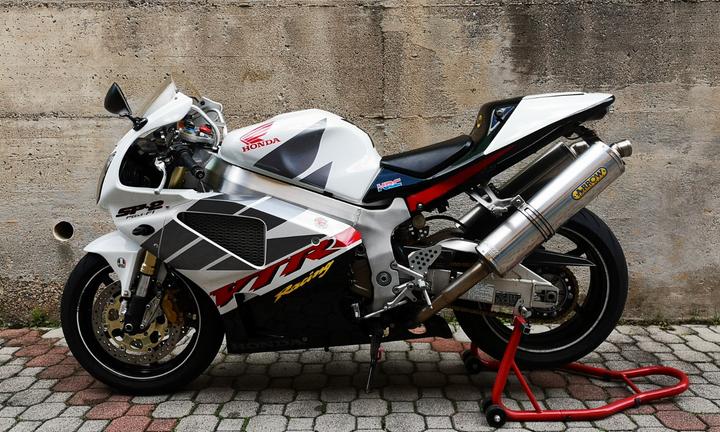 Honda VTR 1000 - 2005