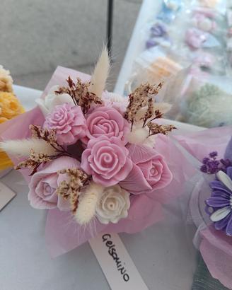 bouquet con fiori in cera di soia