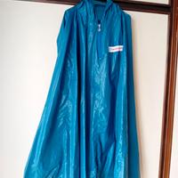 Poncho da trekking antipioggia INVICTA