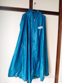 Poncho da trekking antipioggia INVICTA