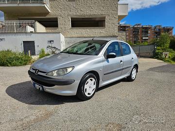 PEUGEOT 206 1.4 HDi