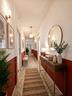 palazzo-stabile-di-710-m²-con-piu-di-5-locali-a-