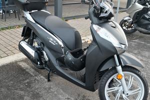 Honda SH300 i 