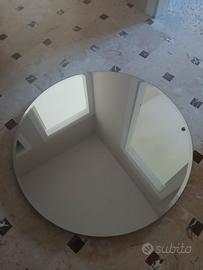 specchio rotondo senza cornice 