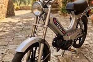 Tomos