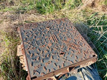 Chiusino in ghisa per pozzetto 60×60 carrabile