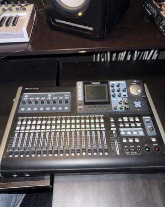 Tascam DP24-SD Registratore multitraccia digitale