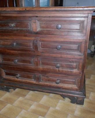 Canterano antico in noce fine '600