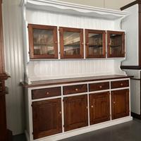 Credenza con vetrina in stile country