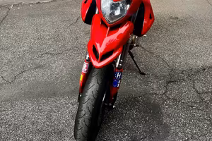 Ducati Hypermotard 1100