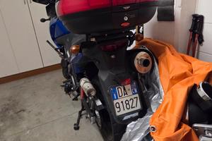 moto Suzuki  vustrom 650