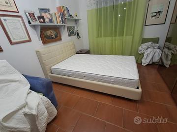 Letto una piazza e mezzo completo di materasso