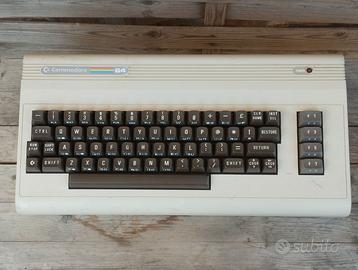 Rarissimo personal computer d'epoca Commodore 64 G