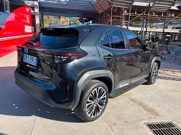 Toyota yariss cross lounge