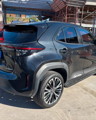 Toyota yariss cross lounge