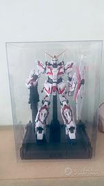 Unicorn Gundam 1/60 Perfect Grade Bandai LED