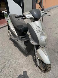 Yadea Altro modello - 2011