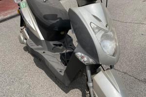 Yadea Altro modello - 2011