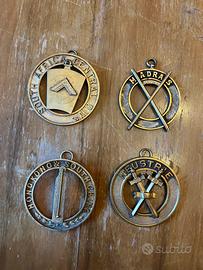 Medaglie massoniche vintage in metallo. Lotto 4 pz