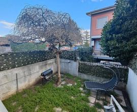 Villetta a schiera capofila in Via Carducci