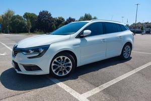 Renault megane station wagon 2018