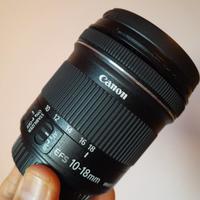 Canon lens ef-s 10-18 is stm con coperchi