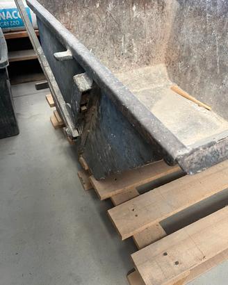 2 cassonetti ribaltabili 