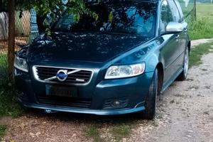 volvo v 50 r design