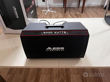 Cassa amplificata  ALESIS 2000W