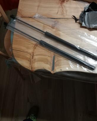 pistoni portellone bagagliaio 
