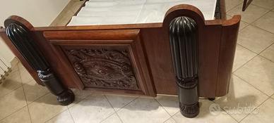 Letto matrimoniale in legno decorato primi '900