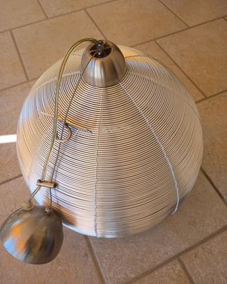 2 lampadari e 2 faretti 