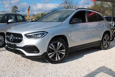 Mercedes-benz GLA Tua A SOLI 261€