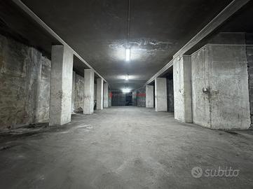 Via Oliveto Scammacca magazzino/deposito -a1