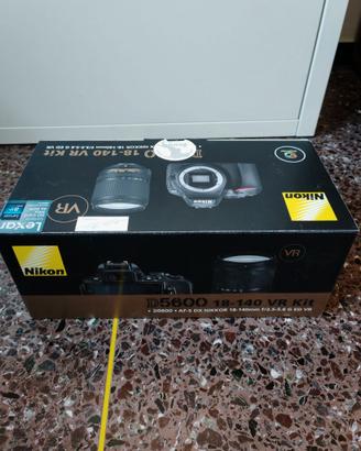 Nikon D 5600  + 18-140 VR KIt