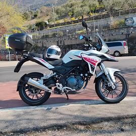 Moto Benelli trk