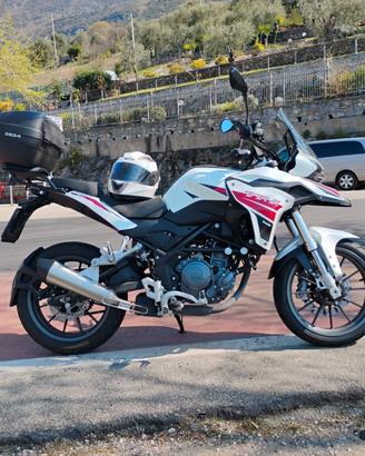 Moto Benelli trk
